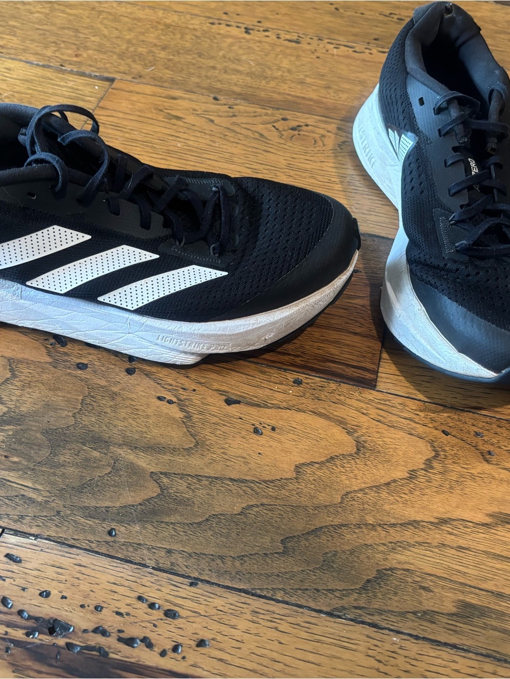 adidas Black and White Mesh Running Sneakers Size 8.5 - Picture 2 of 6